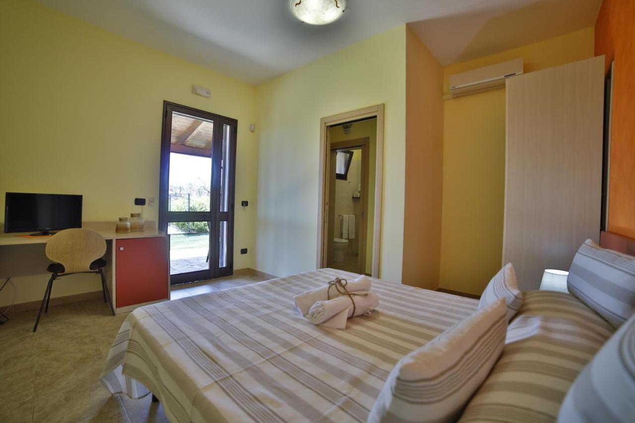 B&B La Casa Di Attilio Порто-Чезарео Екстер'єр фото