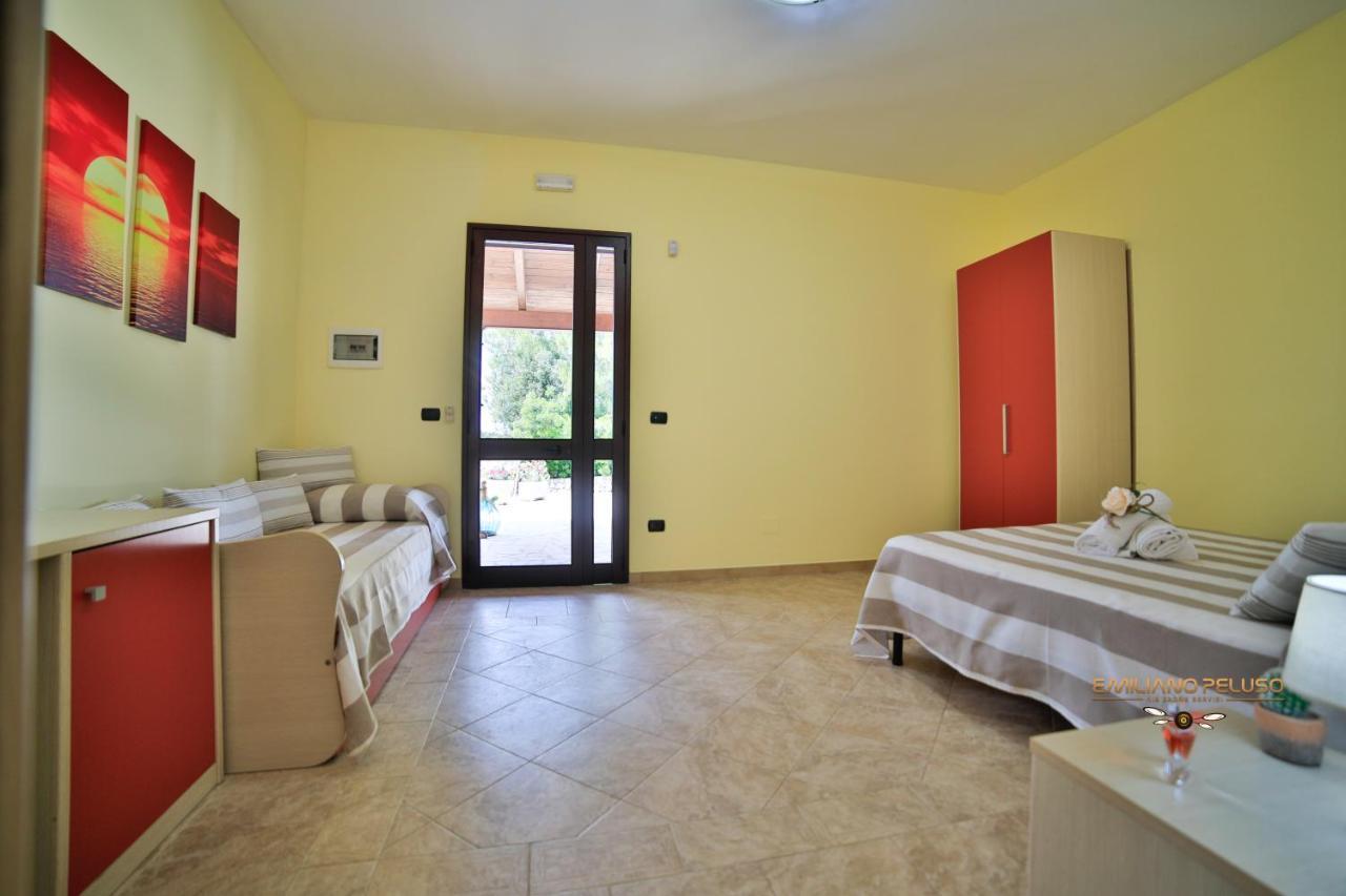 B&B La Casa Di Attilio Порто-Чезарео Екстер'єр фото