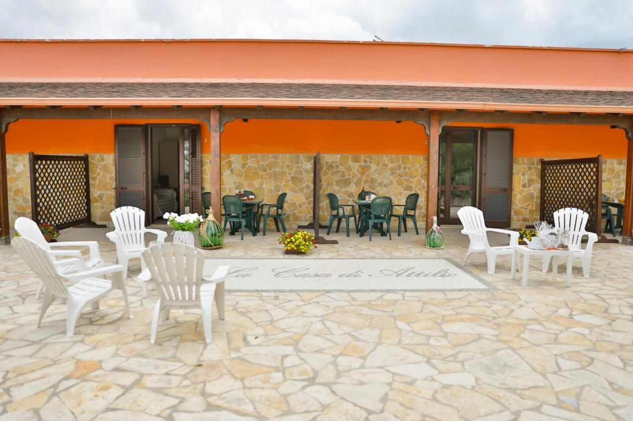 B&B La Casa Di Attilio Порто-Чезарео Екстер'єр фото